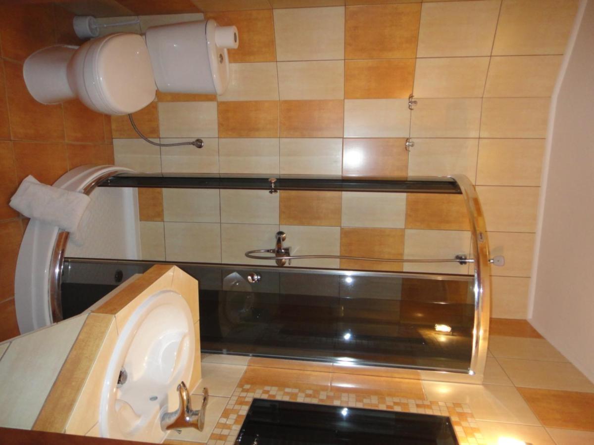 Mirex Otel Krynica Zdroj Dış mekan fotoğraf